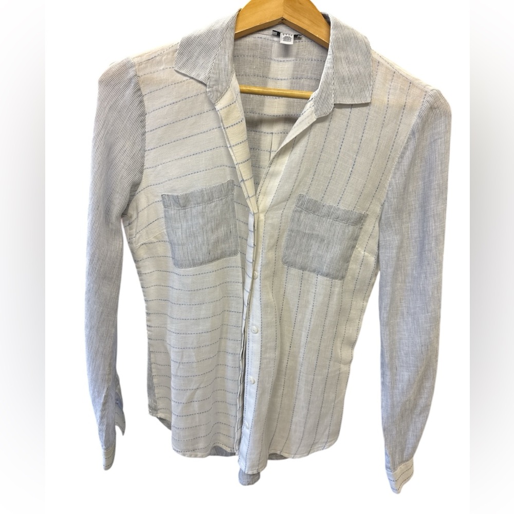 Saks fifth Avenue button down pinstriped blouse size small